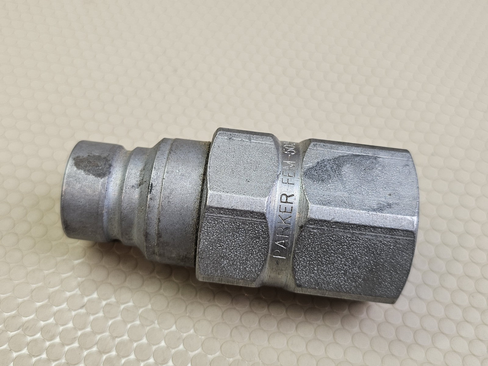 PARKER FEM-502-12FP Hydraulic Quick Connect Coupler 5000PSI