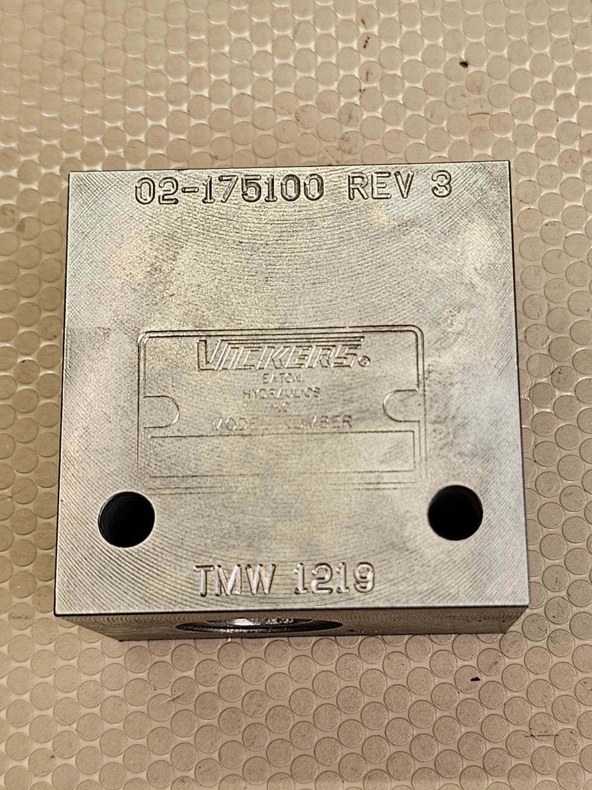 VICKERS 02-175100 REV 3 Steel Cartridge Valve Body