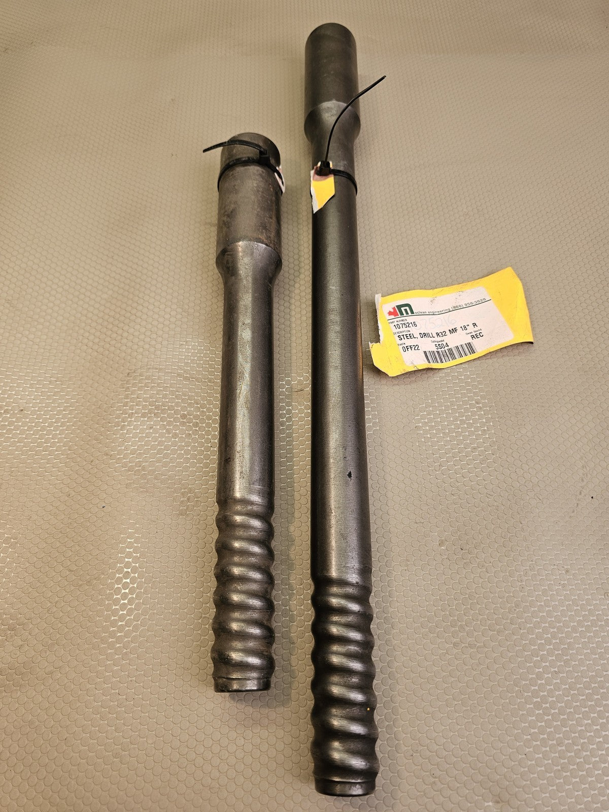 2x Maclean Engineering 1075216 Drill Steel Rod R32 MF 18ft