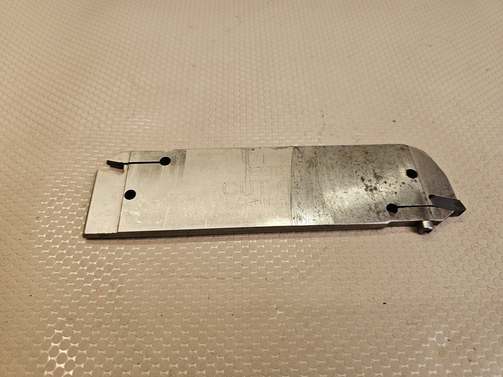 ISCAR CUT-Grip CGHN 5 XXX Double End Grooving Tool