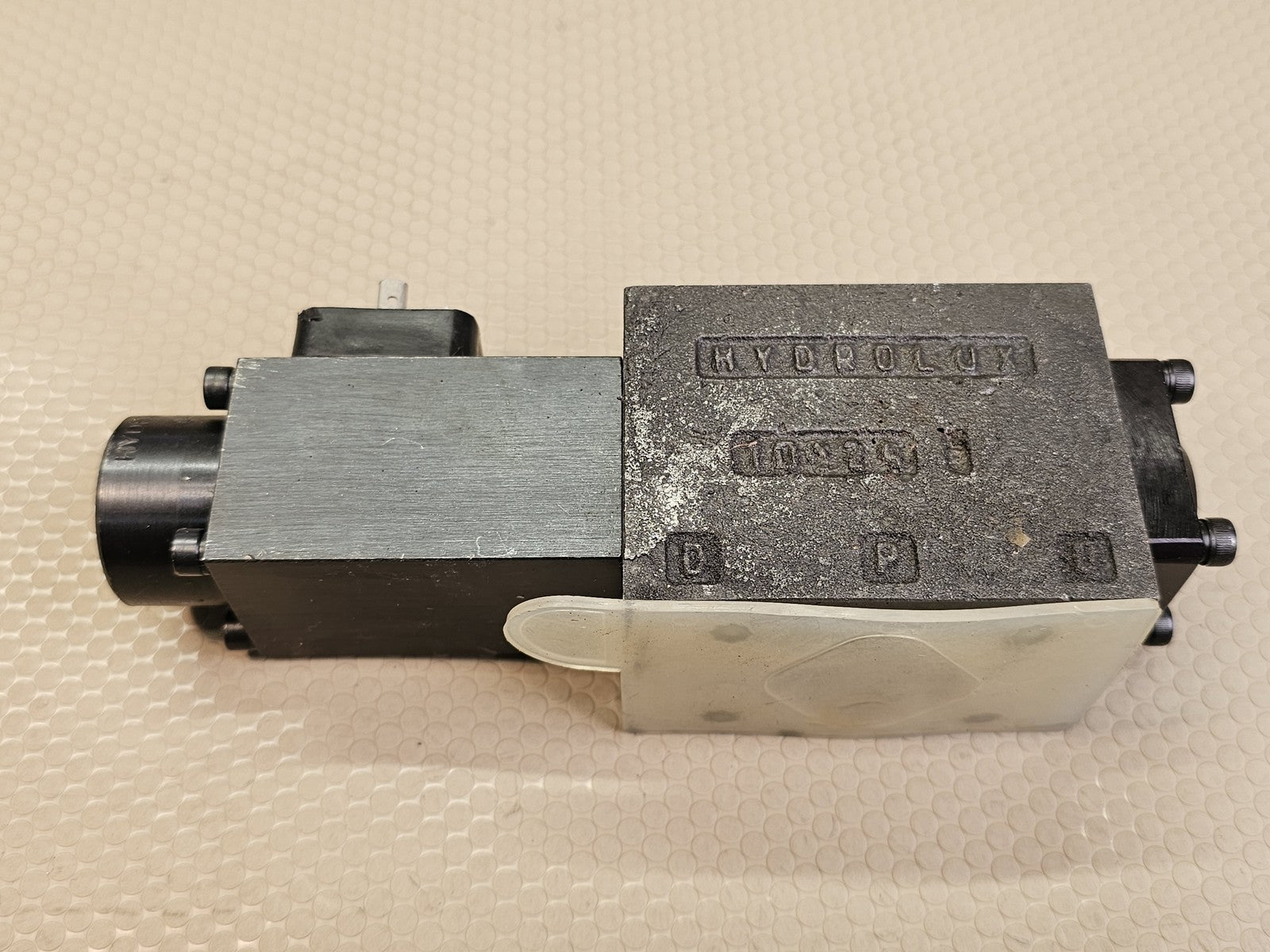 HYDROLUX 10394 Industrial Hydraulic Valve