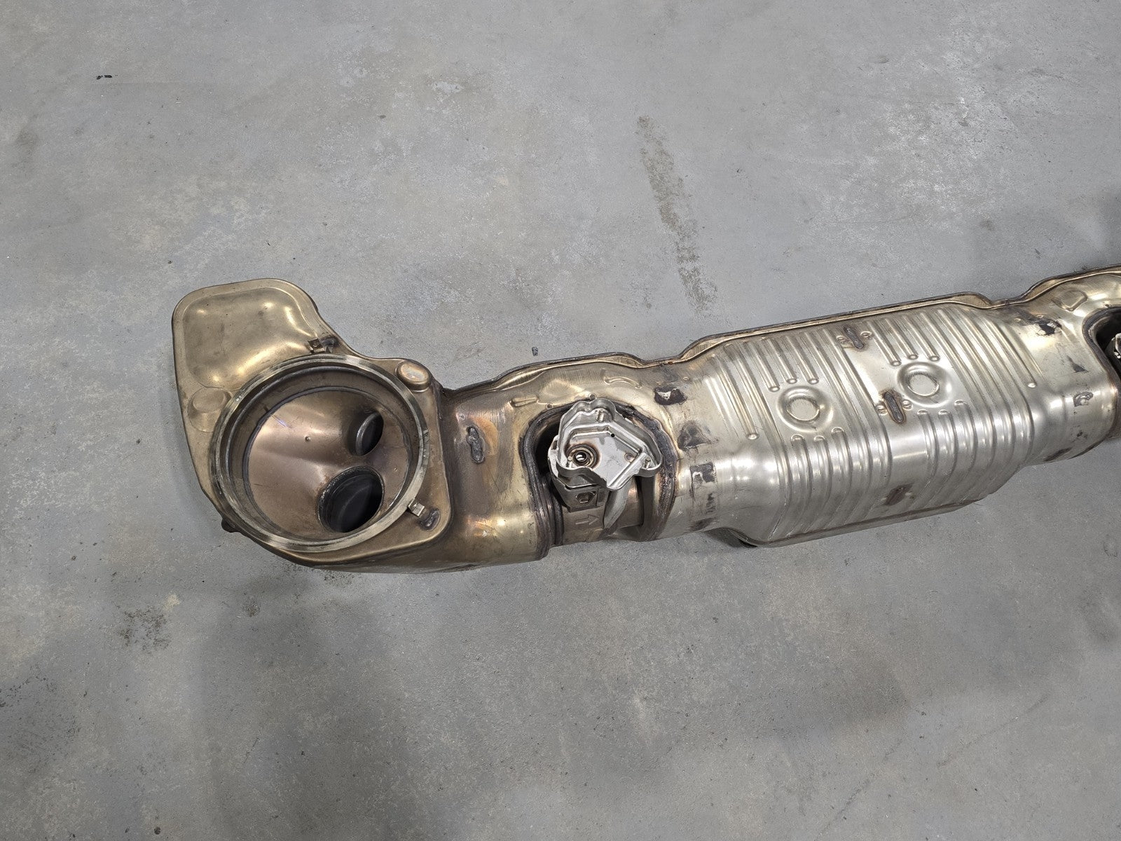 Factory OEM Porsche 992 911 GT3 GT3 RS Center Exhaust Muffler Silencer 9GT251052