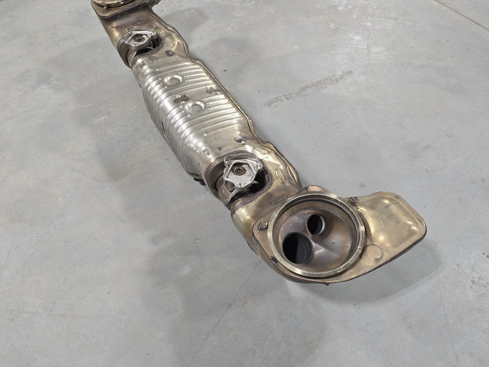 Factory OEM Porsche 992 911 GT3 GT3 RS Center Exhaust Muffler Silencer 9GT251052