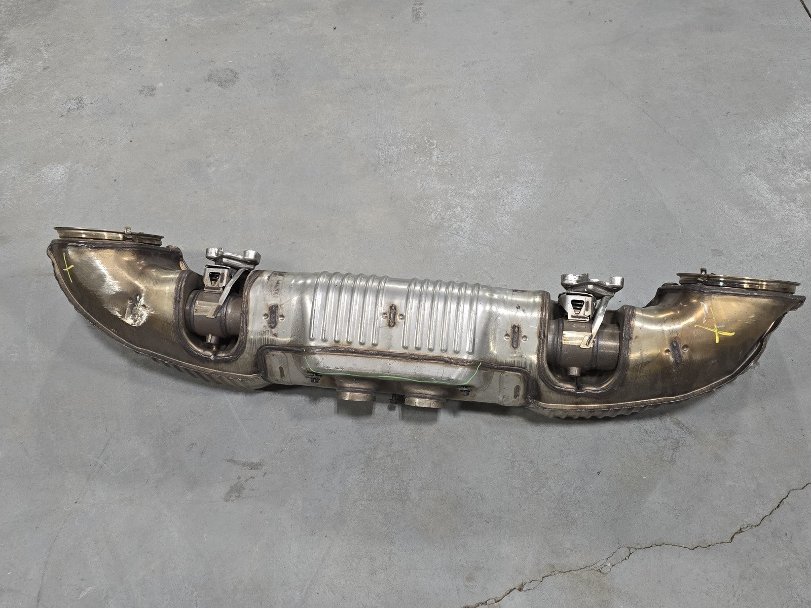 Factory OEM Porsche 992 911 GT3 GT3 RS Center Exhaust Muffler Silencer 9GT251052
