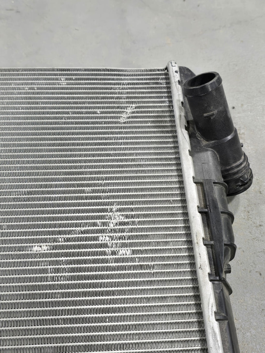Porsche 9P1.121.251 Modine Radiator 911 718 Boxster Cayman Used