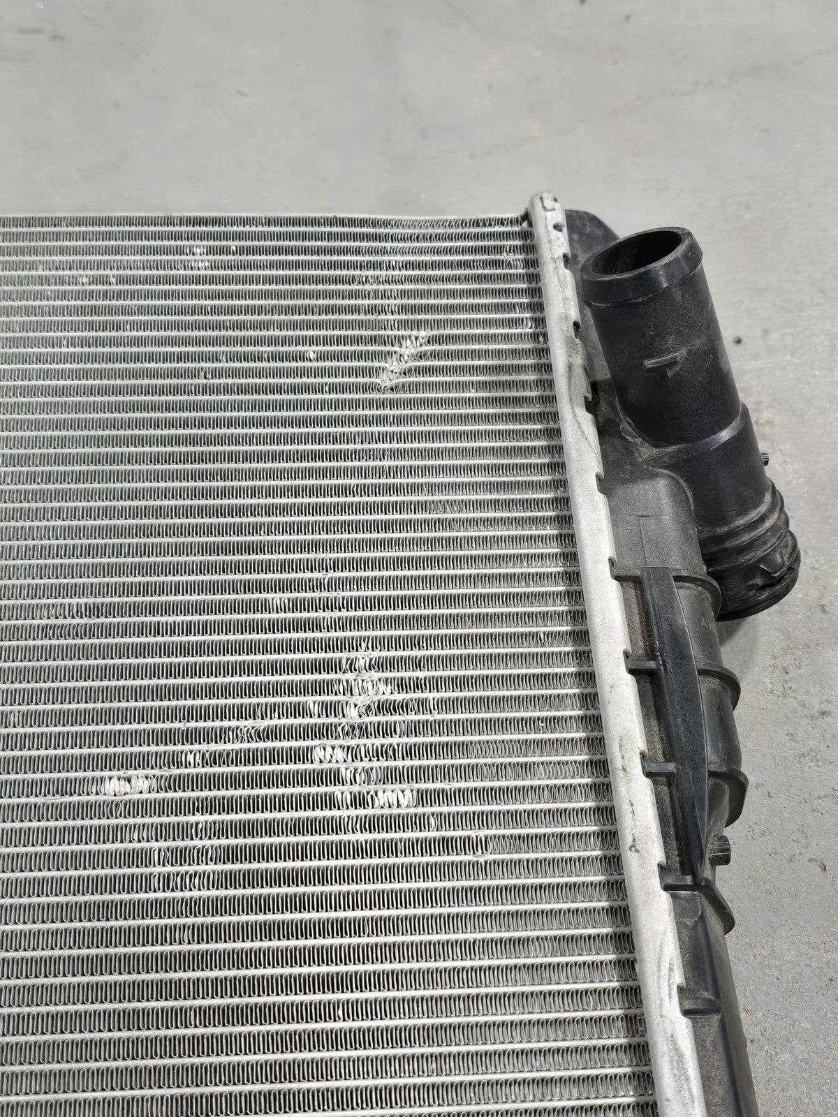 Porsche 9P1.121.251 Modine Radiator 911 718 Boxster Cayman Used