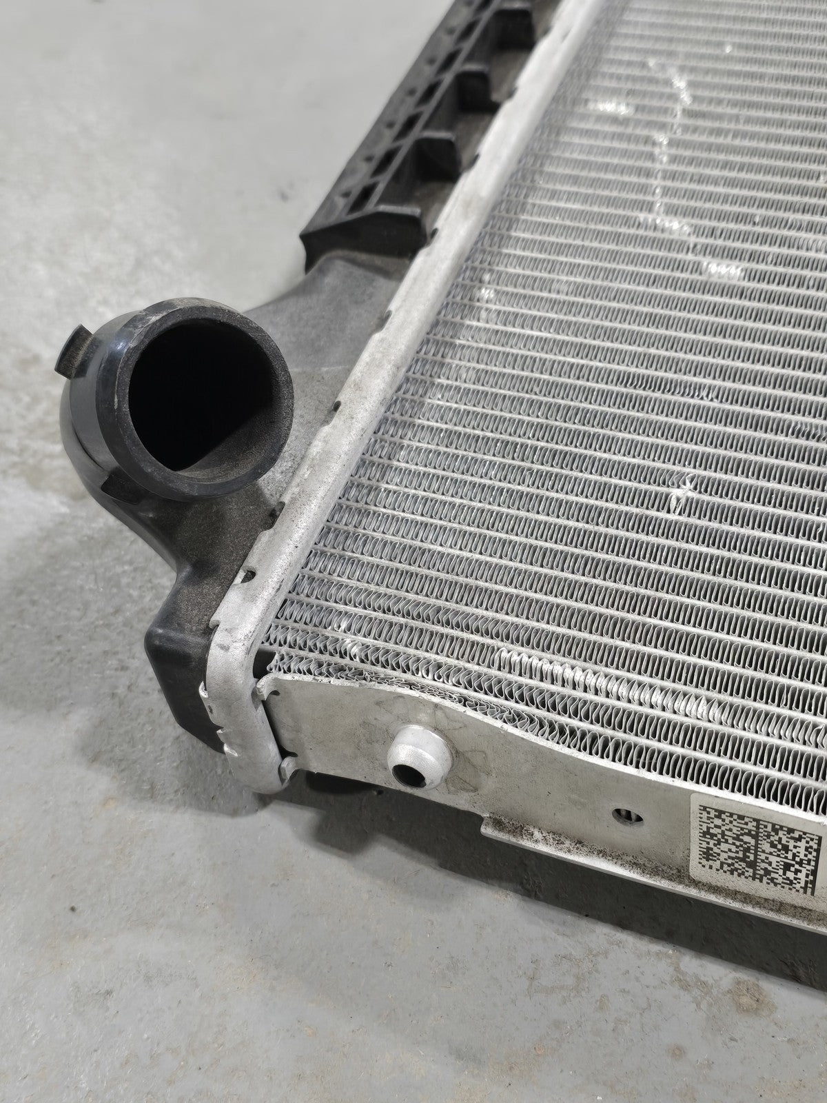 Porsche 9P1.121.251 Modine Radiator 911 718 Boxster Cayman Used