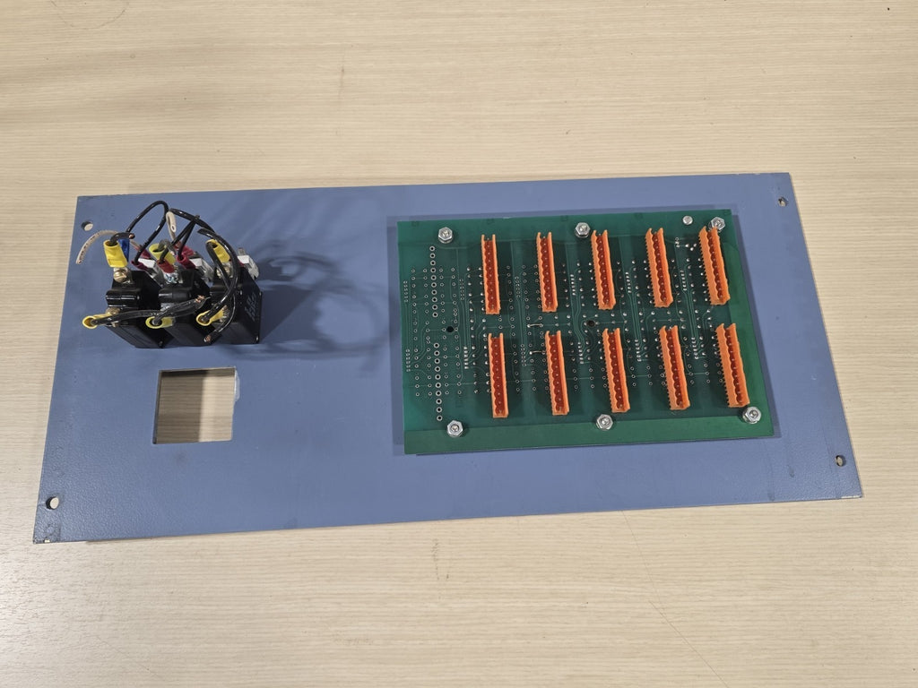 Custom Control Panel For Gas Analyzer Cabinet Diesel Emissions Tester