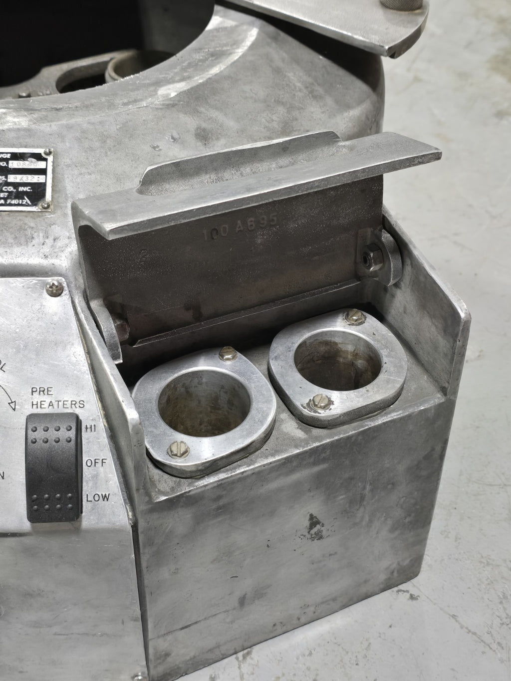 Robinson 821B Field Centrifuge 12V Heated *TESTED & WORKS!