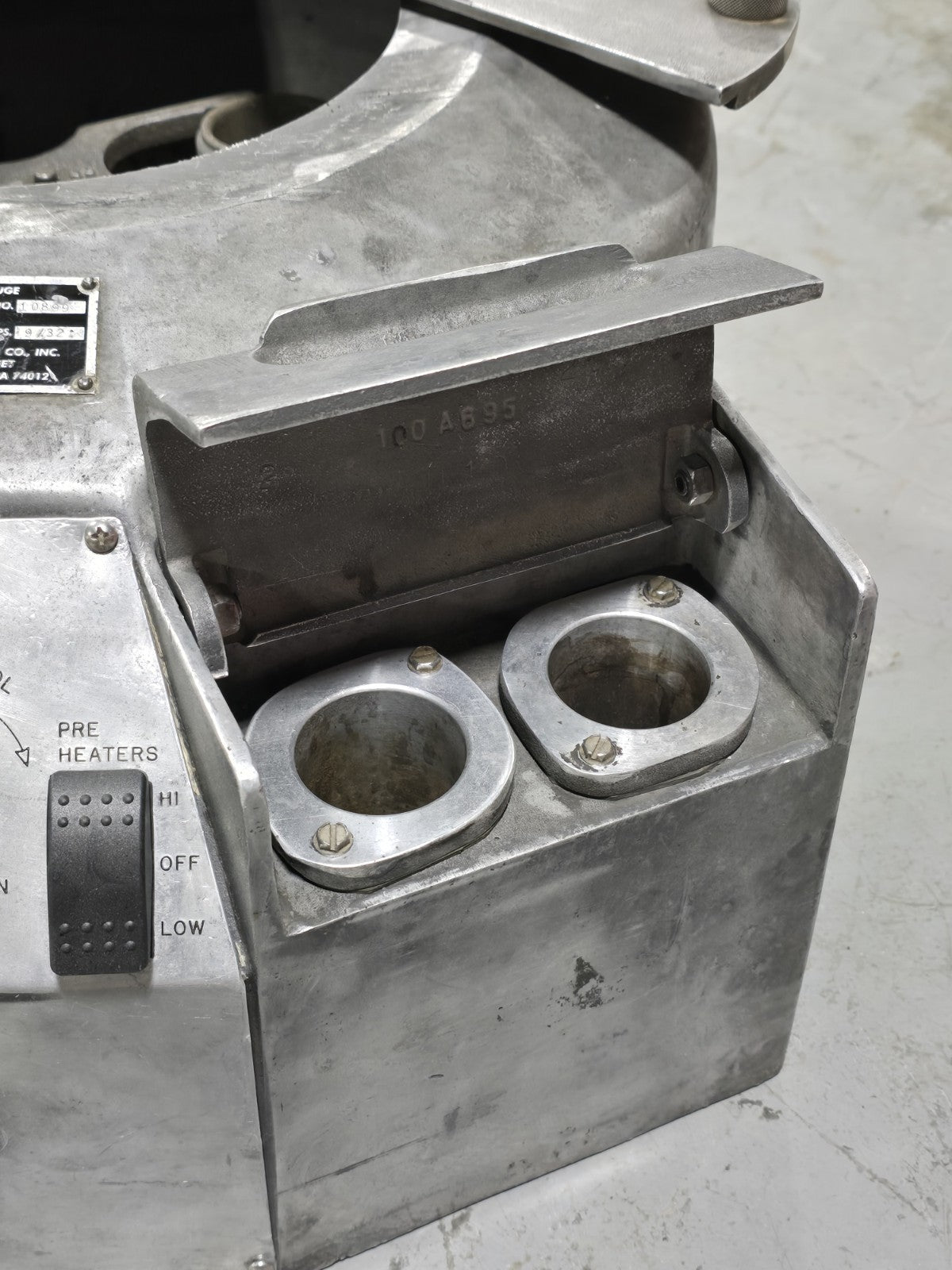 Robinson 821B Field Centrifuge 12V Heated *TESTED & WORKS!