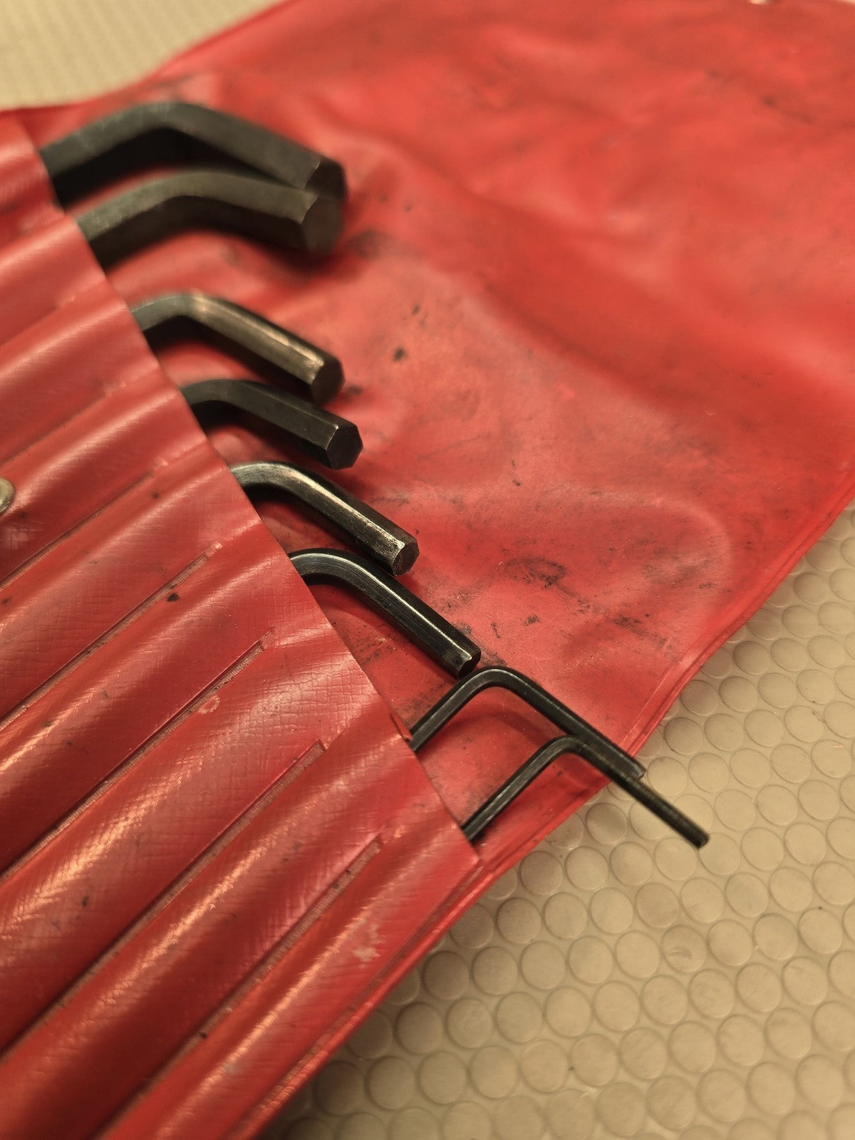 MAC TOOLS No. KAWLL 9 Piece SAE Long Arm Hex Key Wrench Set in Red Pouch