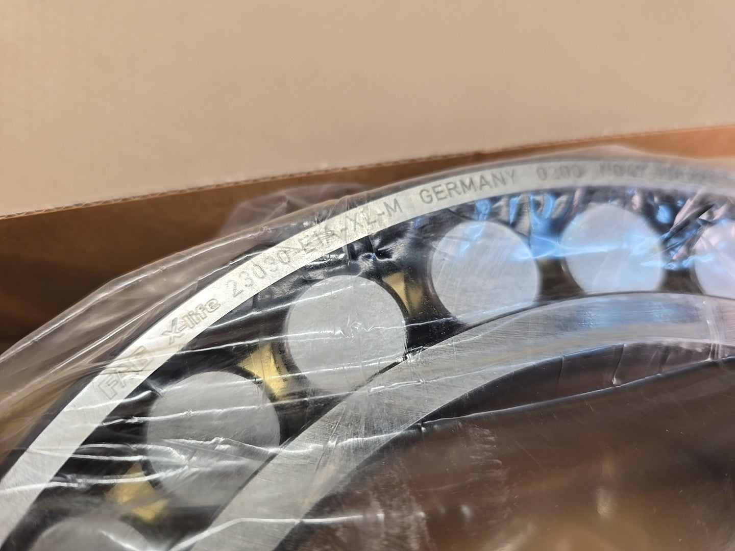  23030-E1A-XL-M FAG-Spherical Roller Bearing X-life Made in Germany 