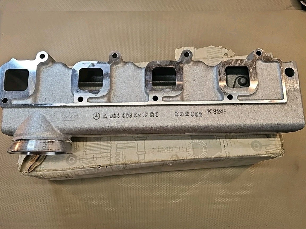 Meracdes Intake Manifold OM904 MERCEDES 01.51 Genuine OEM 9040080717
