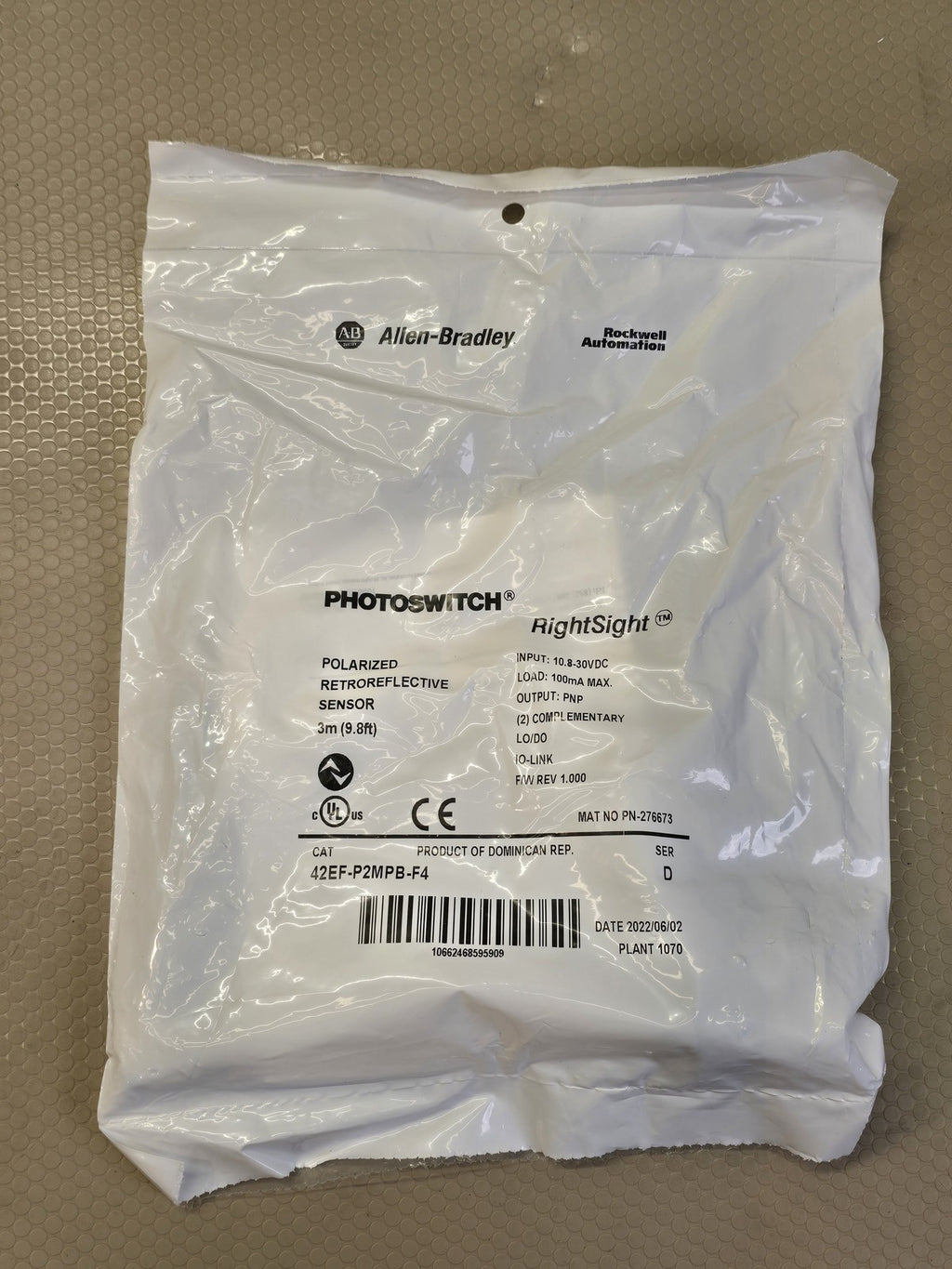 Allen-Bradley 42EF-P2MPB-F4 RightSight Polarized Retroreflective Photoelectric S
