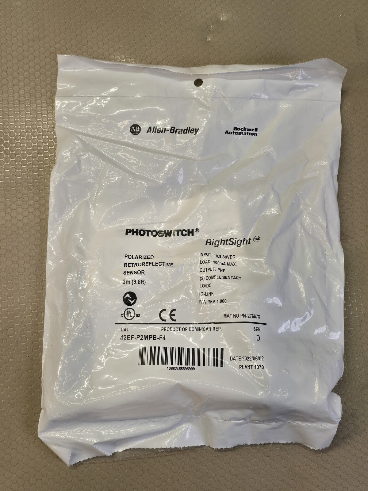 Allen-Bradley 42EF-P2MPB-F4 RightSight Polarized Retroreflective Photoelectric S