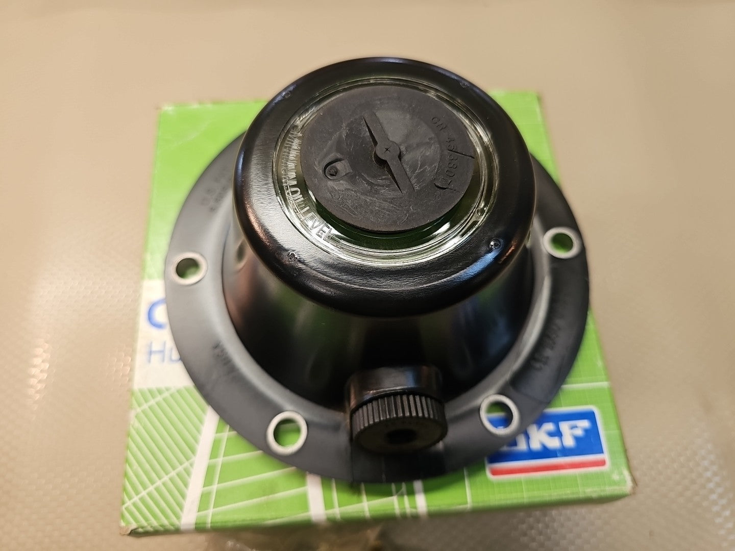SKF 1630 Oil Fill 6 Bolt Hubcap, 6.25” Diameter