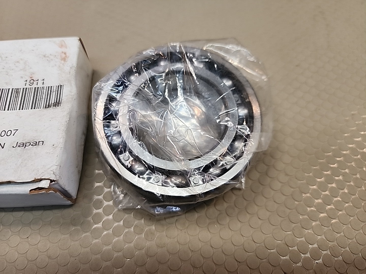 Kubota OEM 08101-06007 Koyo Pilot Bearing NOS