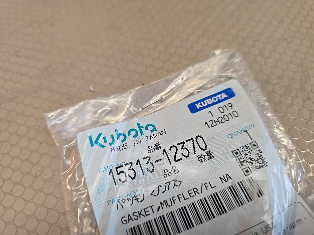 KUBOTA OEM 15221-12370 Elbow Gasket Kubota Tractors L175 L185 L245
