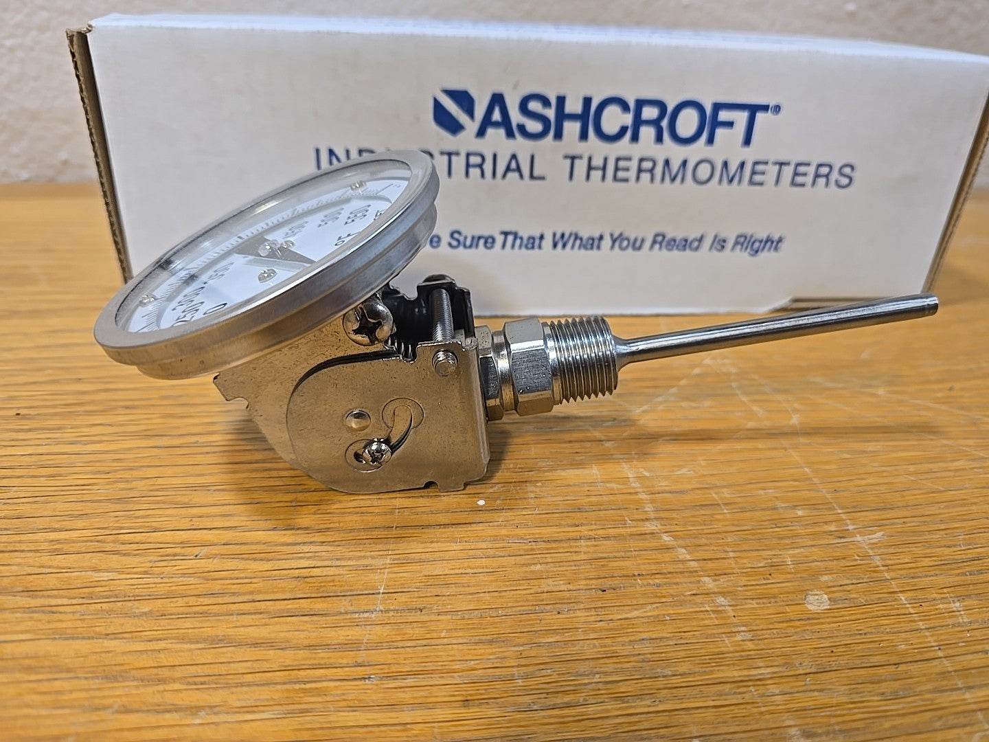 Ashcroft 3" Bimetal Thermometer 50/550F 4 Inch Stem 1/2 NPT