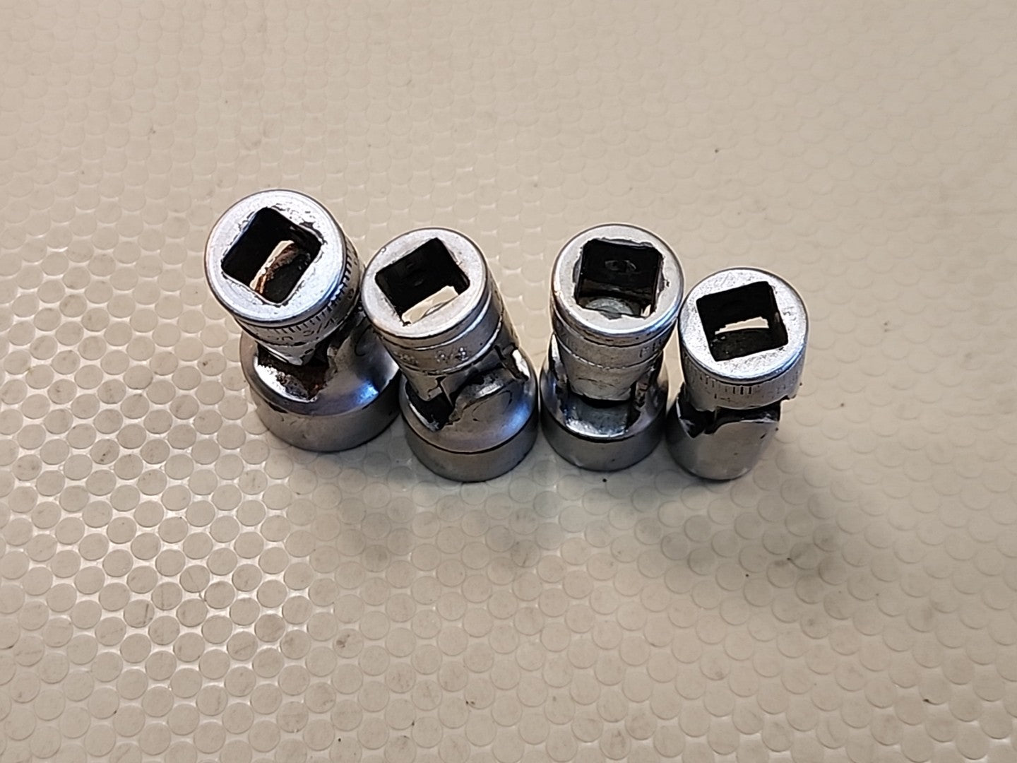 Snap-on 4 Piece 3/8" Drive 12 Point Swivel Socket Set- 7/16-3/4