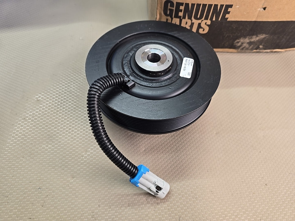 Cummins 3928865 - Genuine  OEM Engine Cooling Fan Clutch For Series B5.9 Engines
