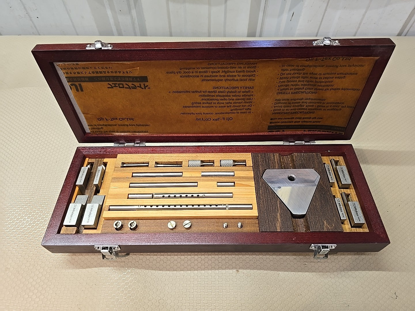 Mitutoyo 516-612 ACCESSORY SET (IN) FOR SQUARE GA