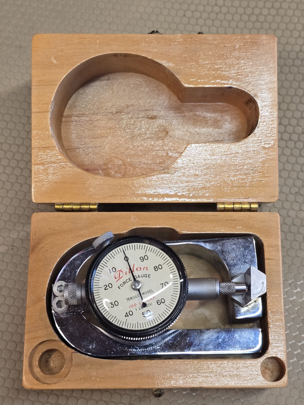 Dillon Force Gauge 100lb Cap 1Lb Div Compression Indicator - Push/Pull *MINTY*