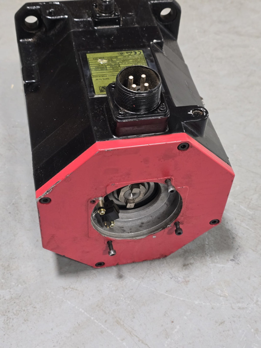 FANUC A06B-0041-B605 S042 AC SERVO MOTOR, 2000 RPM, #617146G 