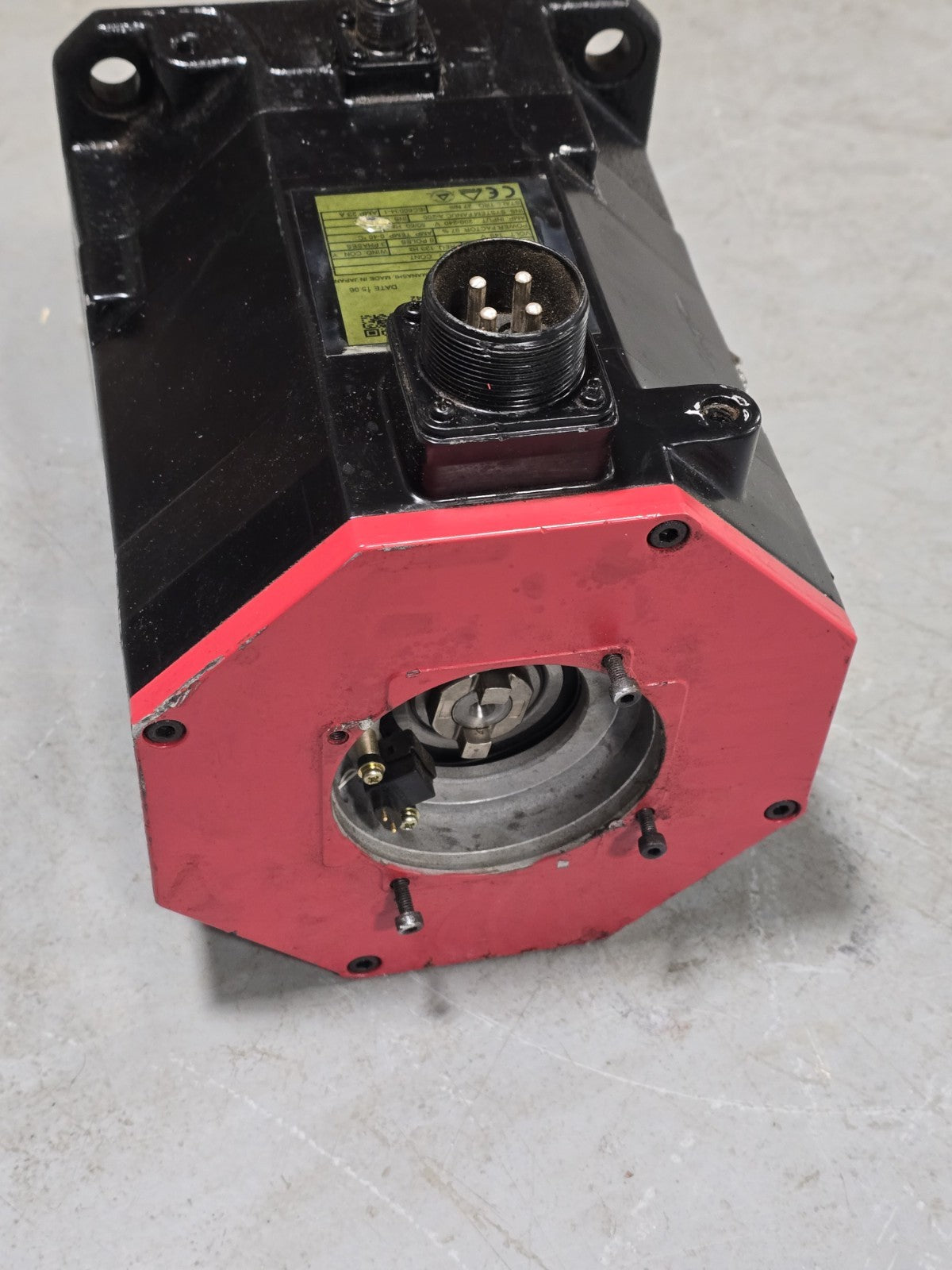 FANUC A06B-0041-B605 S042 AC SERVO MOTOR, 2000 RPM, #617146G 