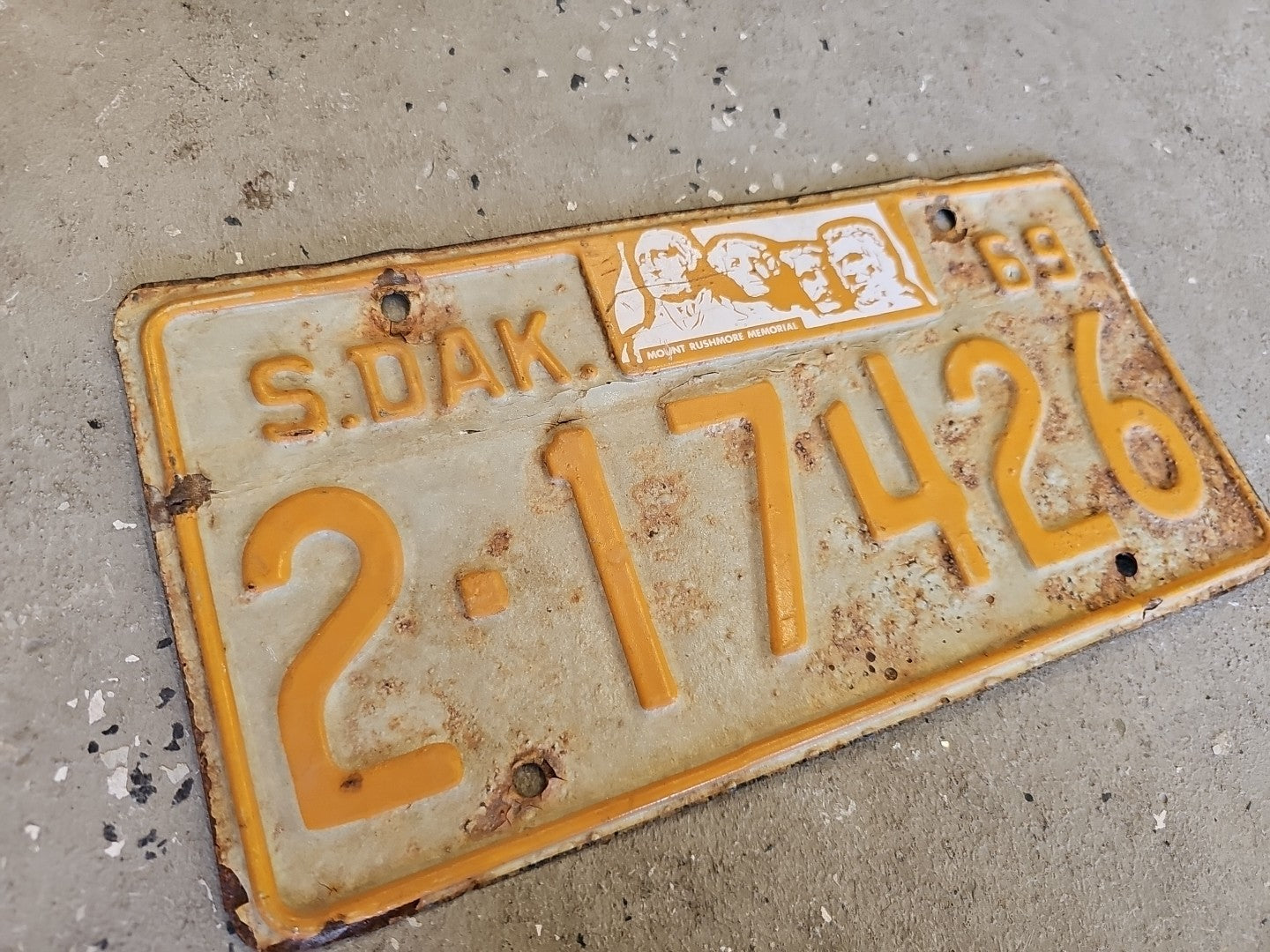 Vintage 1960 South Dakota License plate