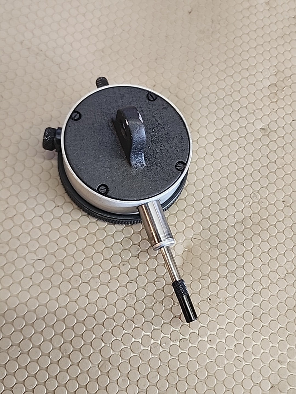 STARRETT 25-431J DIAL INDICATOR W/ .500 RANGE .0005" GRADS .05 PER REV 0-50 DIAL