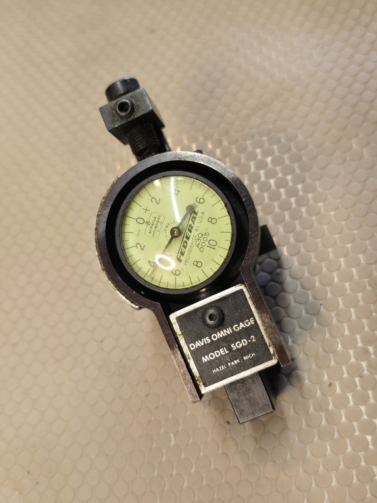 Vintage Davis Model SGD-2 Plain Track Omni Gage A3Q Federal .0005"