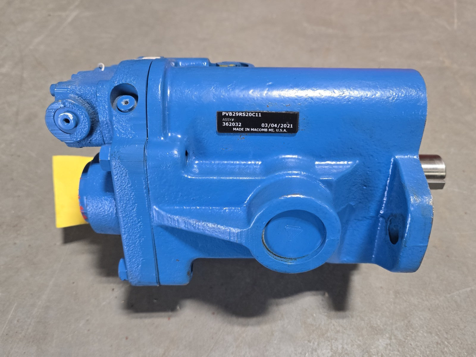 Eaton Vickers Hydraulic Pump PVB Series Coaxial Piston Pump PVB29RS20C11 *NEW*