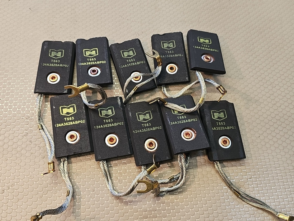 National Carbon T563 Lot of 10 Motor Brushes 124A3528ABP02