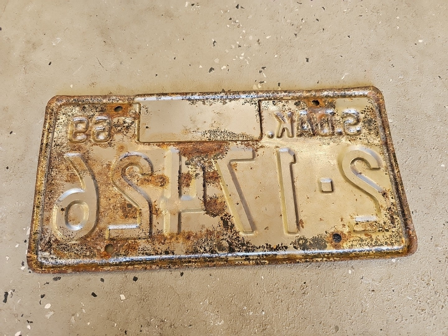 Vintage 1960 South Dakota License plate