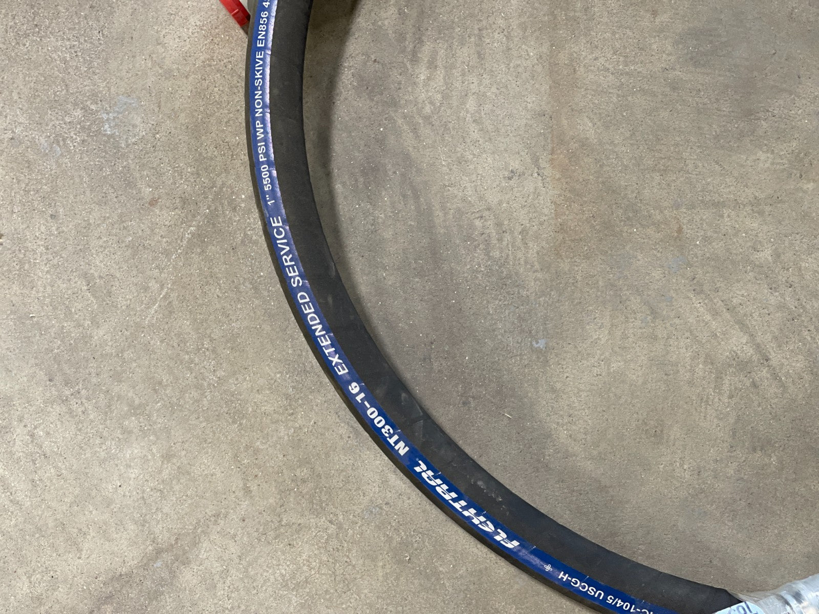 Flextral NT300-16 Hydraulic Hose 1" ID 5000 PSI 11 Ft