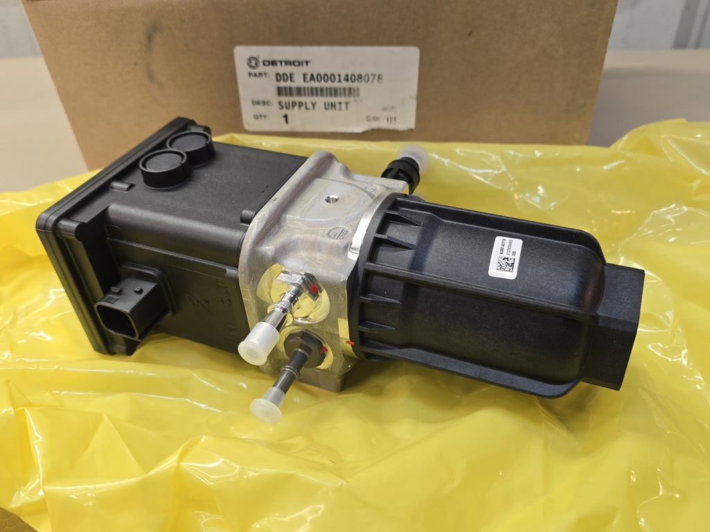 OEM DETROIT DIESEL EXHAUST FLUID  DDE EA0011400678 EA0001407278  EA0001408078