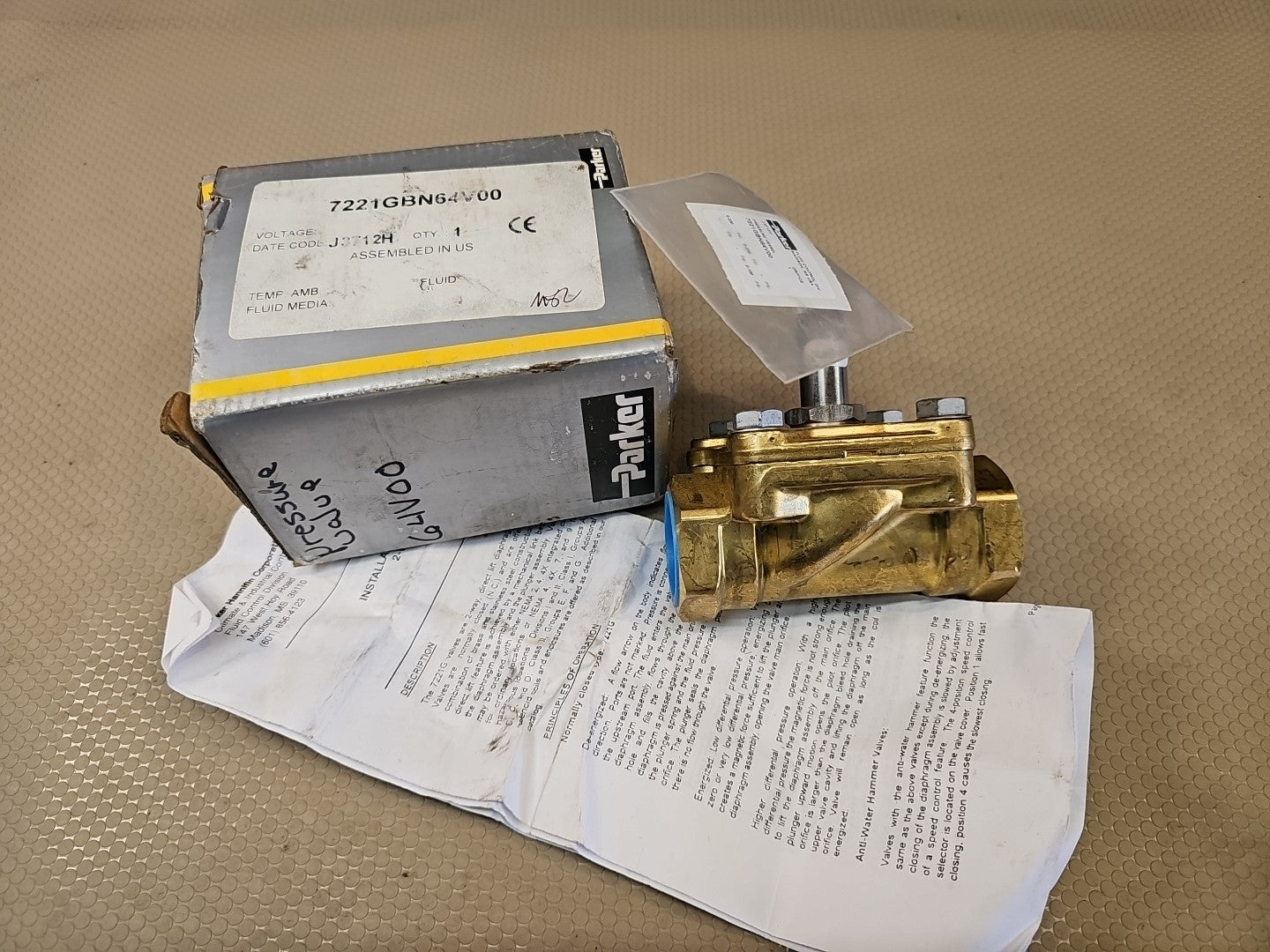 Parker 7221GBN64V00 PS, Solenoid Valve, 2 Way NPT, Brass Safety...