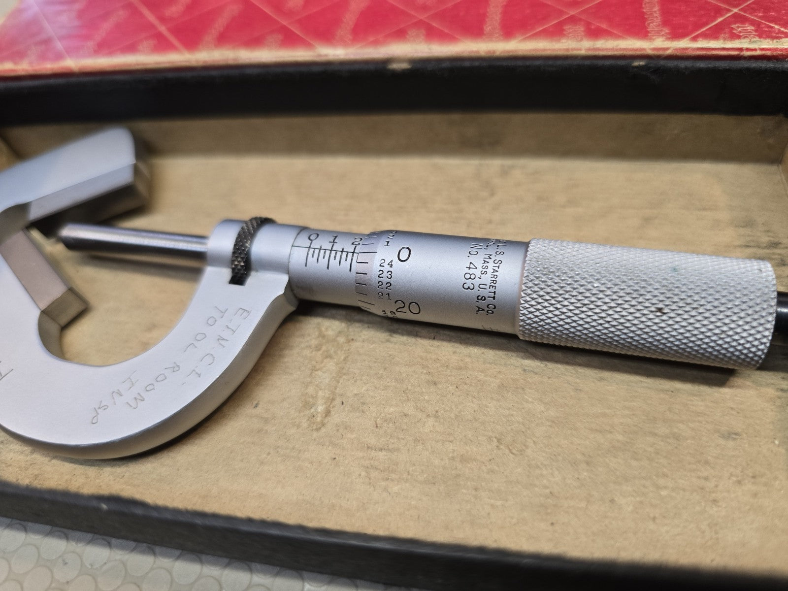 Starrett T483XRL-1 V-Anvil Micrometer .093-1" Range Ratchet Thimble Carbide V28