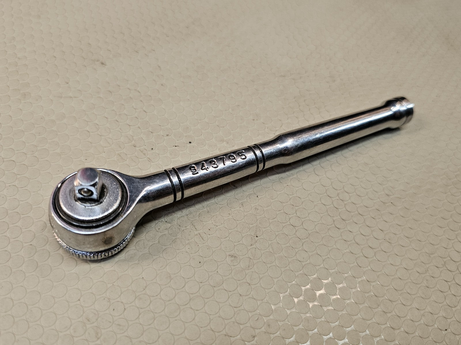 Vintage Craftsman 1/4" Drive 5-5/8” Ratchet 943795 Thumb Wheel