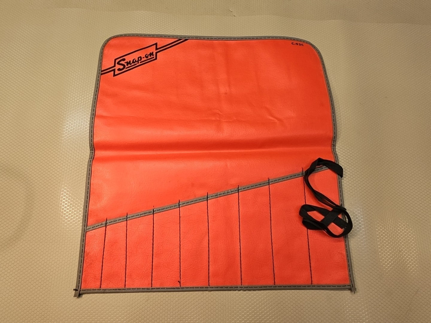 SNAP ON C-92C RED KIT BAG POUCH ROLL 9 POCKETS *VINTAGE & MINT*