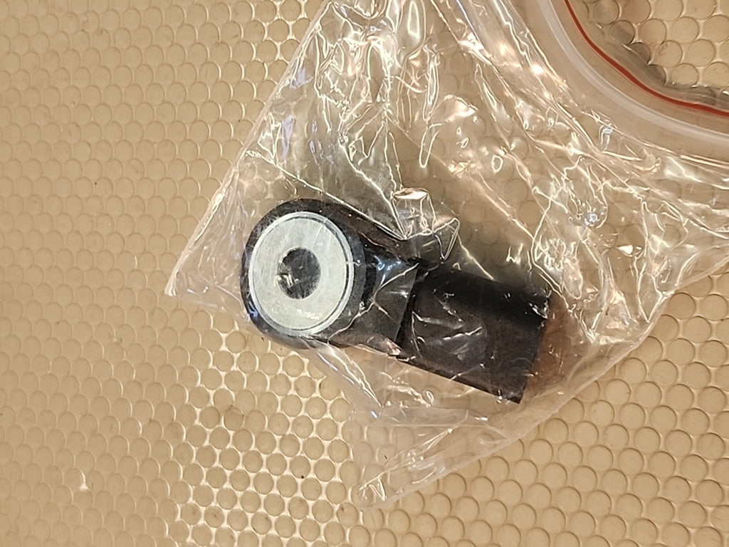 ISUMO GEHT7610-109/OEM 030905377C Ignition Knock (Detonation) Sensor