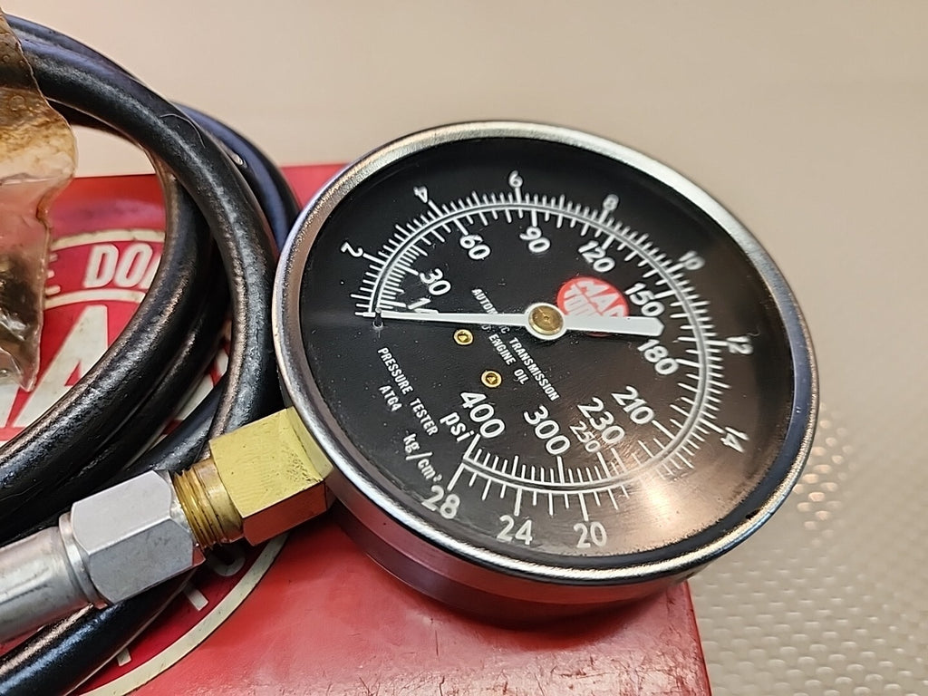 Matco Tools ATG4 Engine Oil  Transmission Fluid Pressure Tester in Case KRA-40
