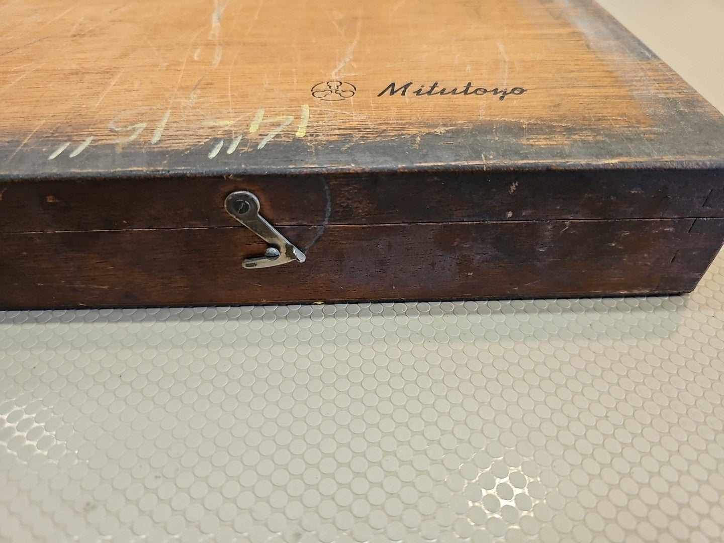 MITUTOYO No. 103-191 14-15" OUTSIDE MICROMETER with Wood Case and Standard *MINT