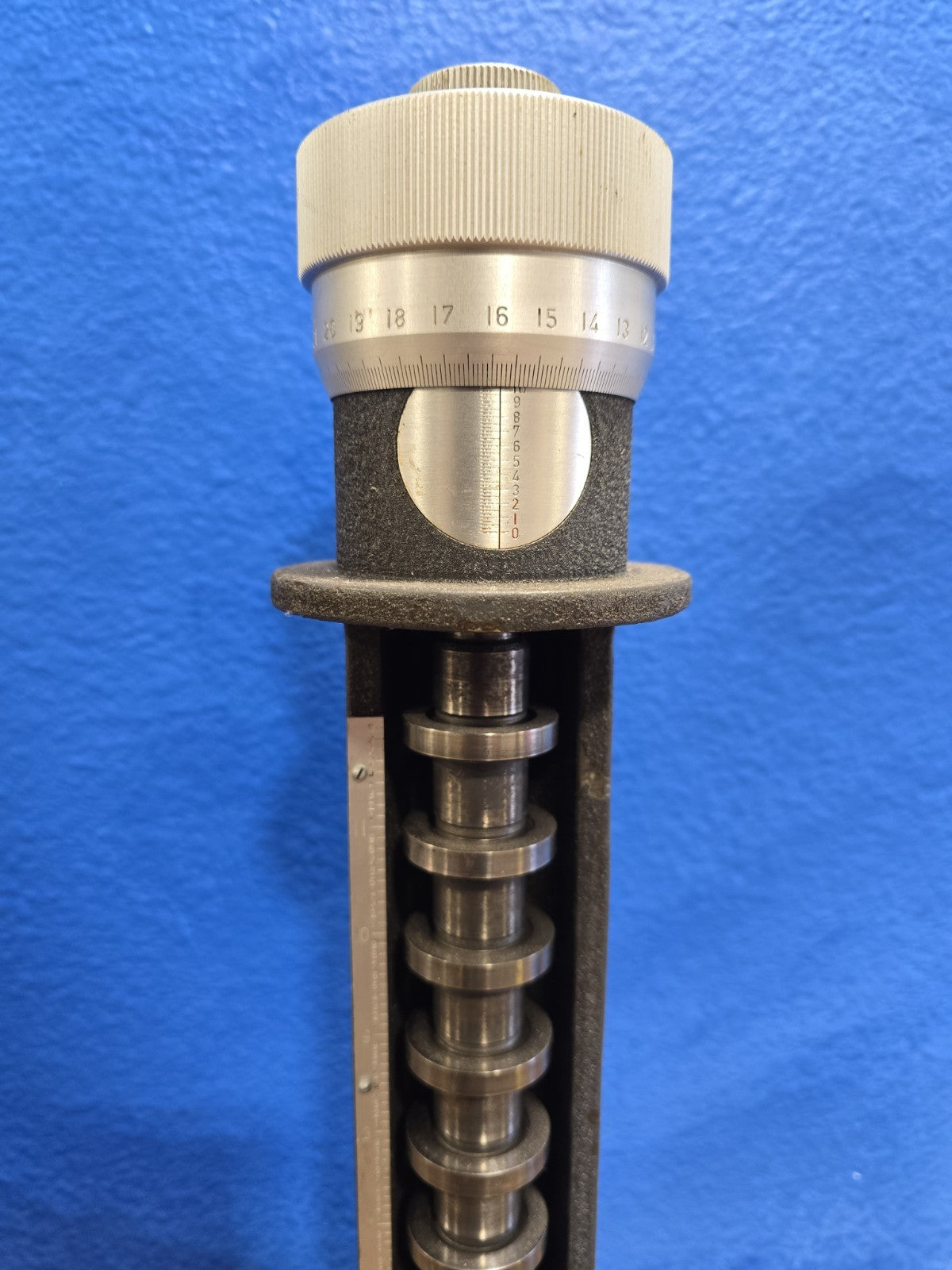 CADILLAC GAGE CO.  PLA-CHEK HEIGHT GAUGE MODEL 10129 LARGE 12" 17 TALL 