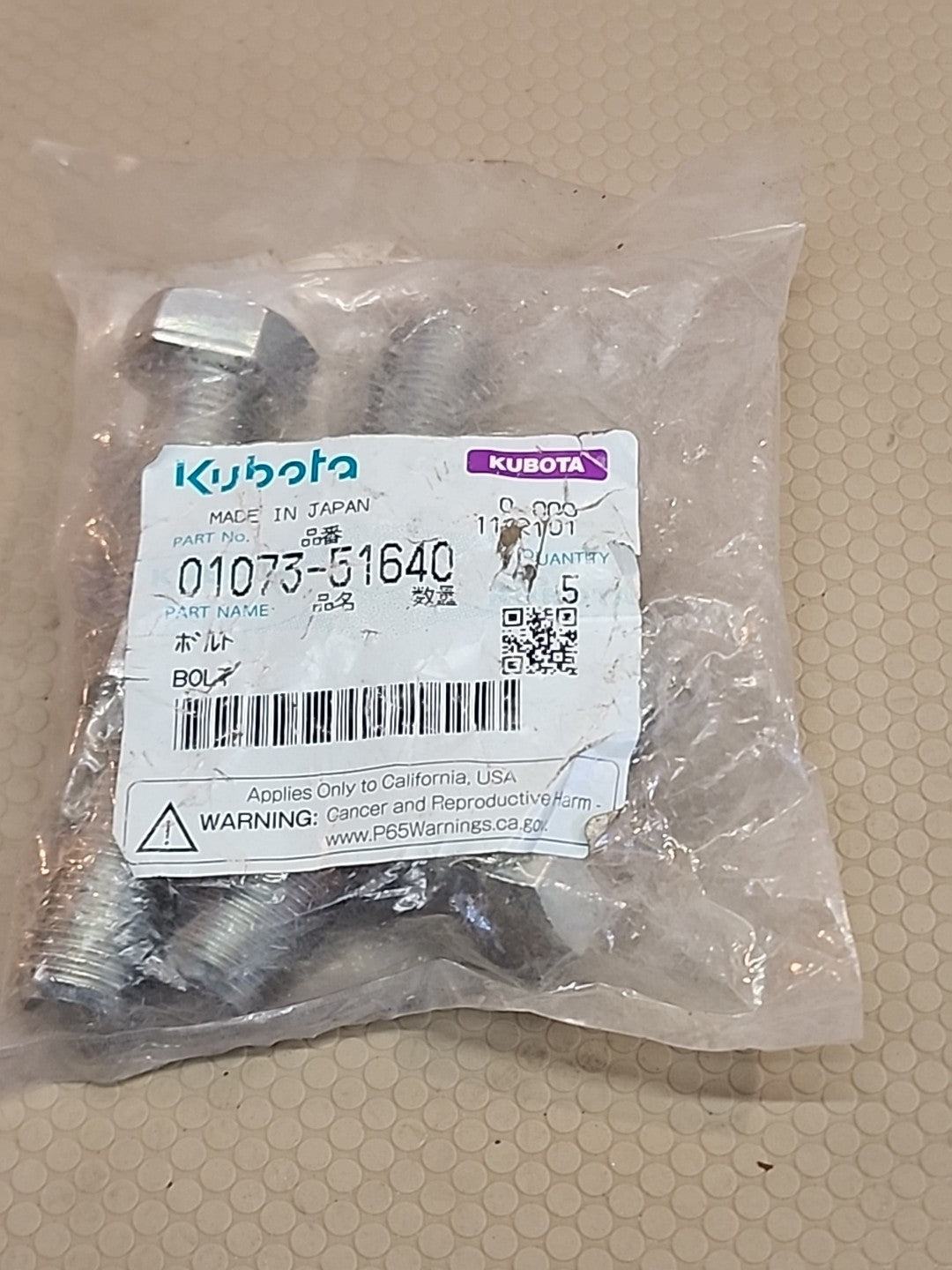 Kubota 01073-51640 Bolt OEM Hardware – Sealed Pack of 5 – Made in Japan