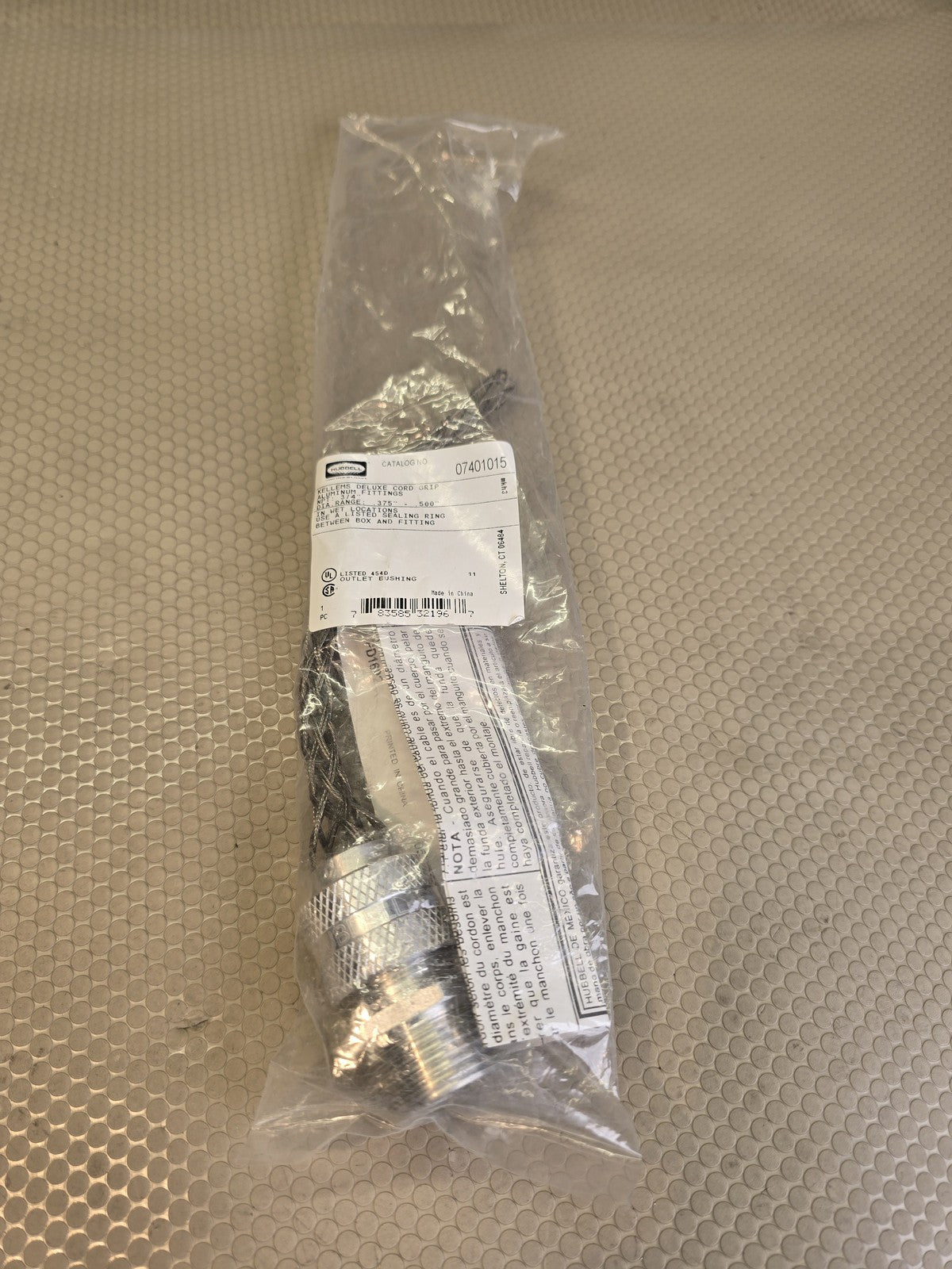 Hubbell Kellems 07401015 Deluxe Strain Relief Cord Grip 3/4" NPT .375-.500" Alum