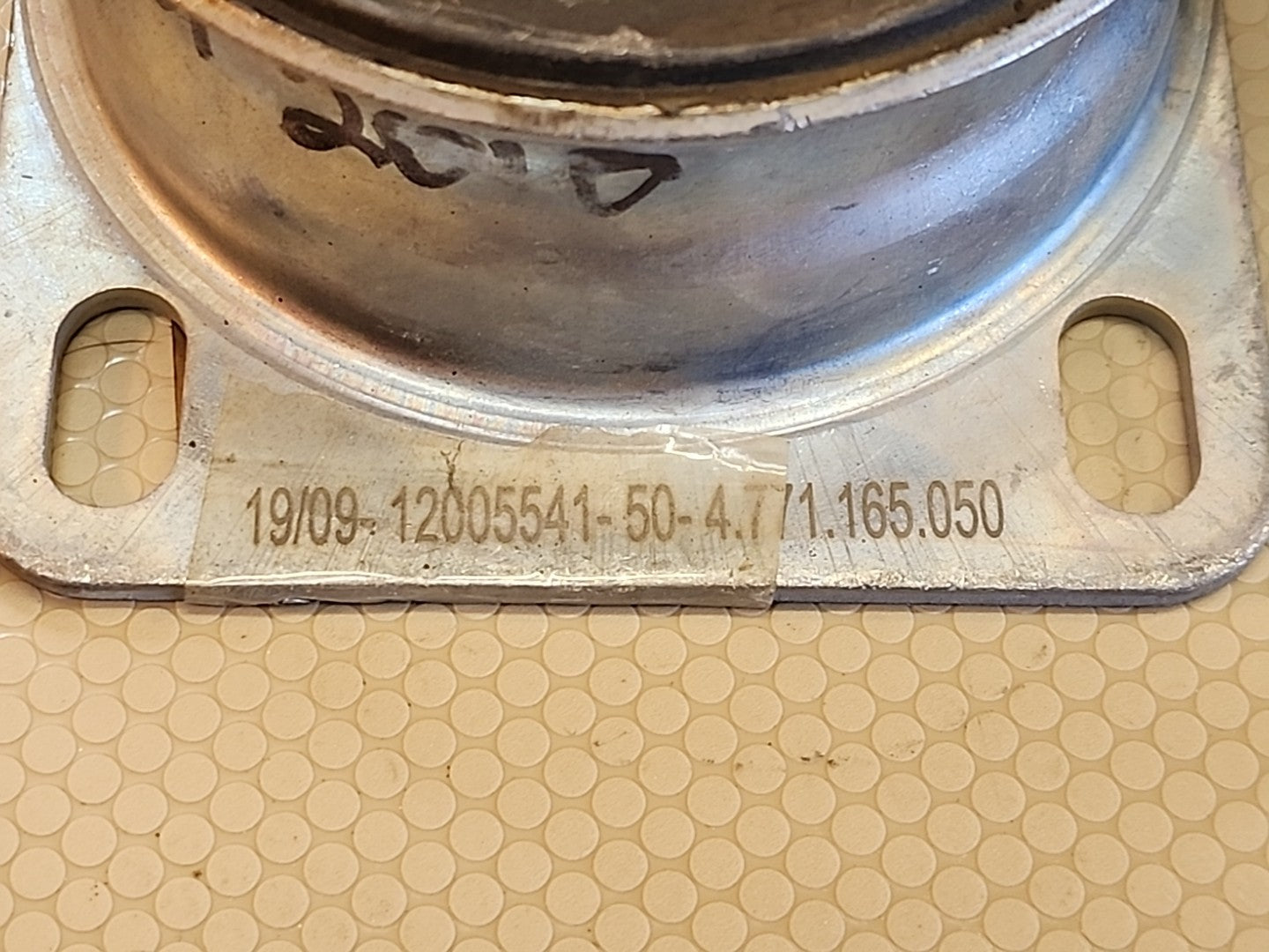 4pcs Heavy Duty Engine Motor Mount 12005541-50-4.771.165.050 CAT EPIROC