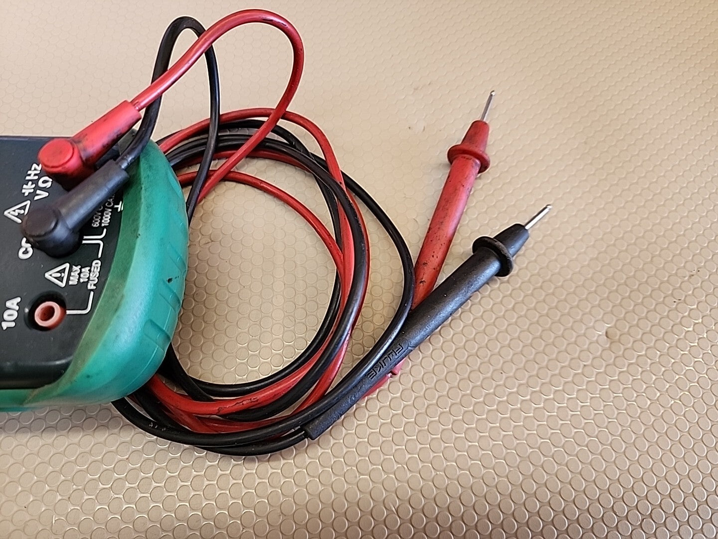 Greenlee DM-110 Digital Multimeter