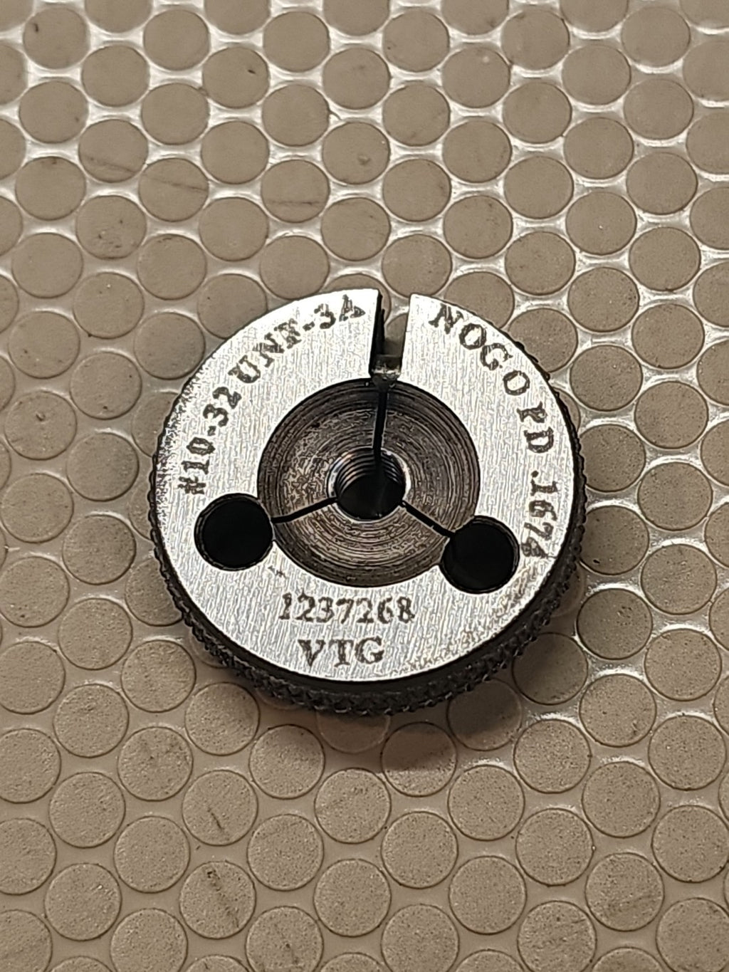 Vermont Gage #10-32 UNF-3A No Go PD .1674 Thread Inspection Ring Gage Used